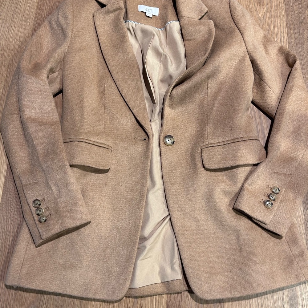 LOFT Classic Camel Blazer